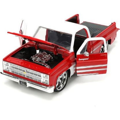 Trucks 1:2Just 4 1985 Chevy C10 Die-Cast Truck w/Tire Rack – Red/White